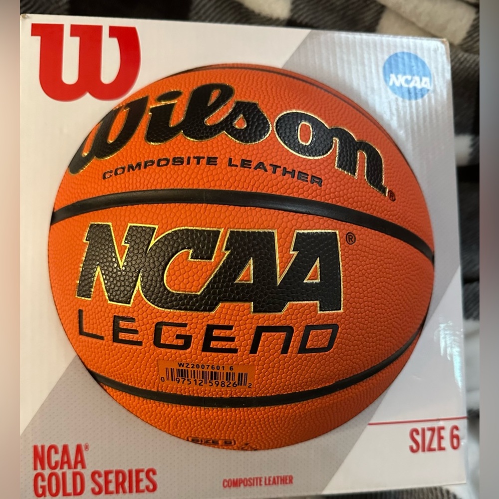 NEW WILSON NCAA LEGEND Composite Leather Basketball 28.5" Women's/Males 9-12 🏀